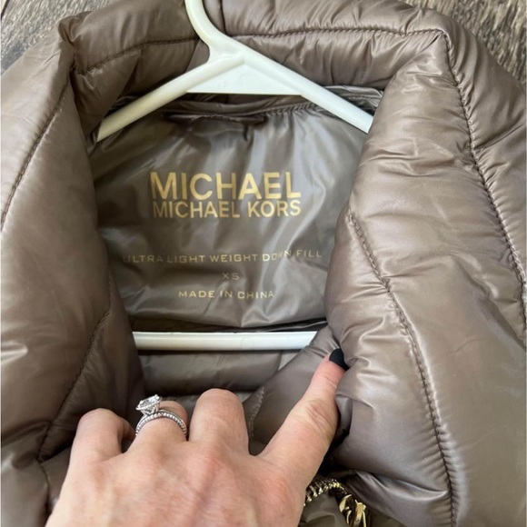 Nwt Mk puffer jacket - Picture 4 of 5